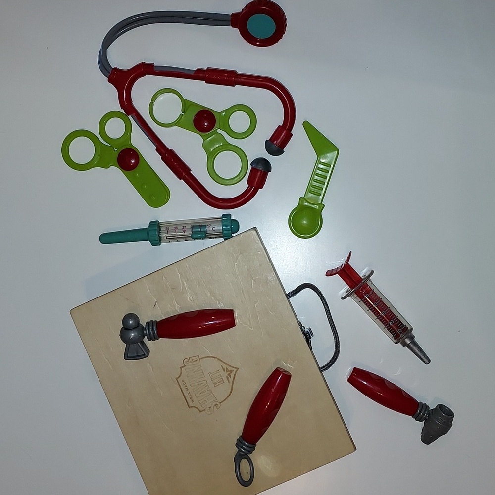 Repurposed Doctor Kit